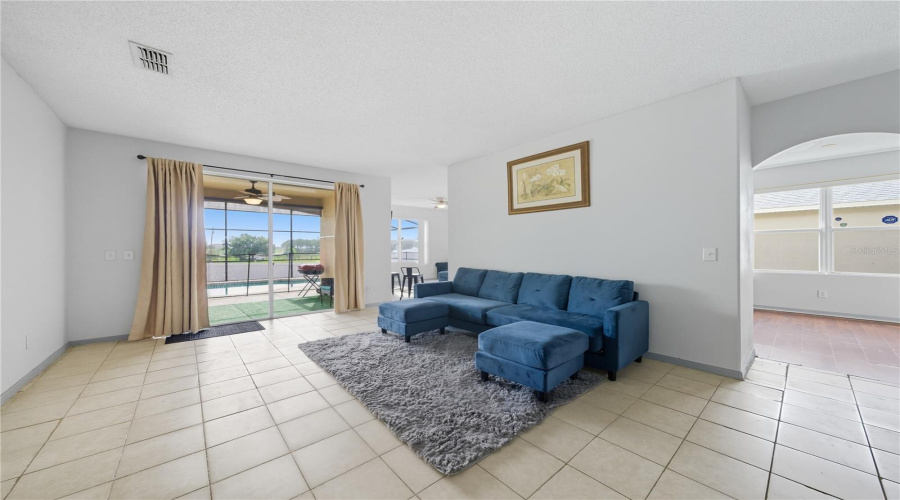 DAVENPORT, Florida 33837, 3 Bedrooms Bedrooms, ,2 BathroomsBathrooms,Residential,For Sale,KNOLLWOOD,0,MFRO6345244