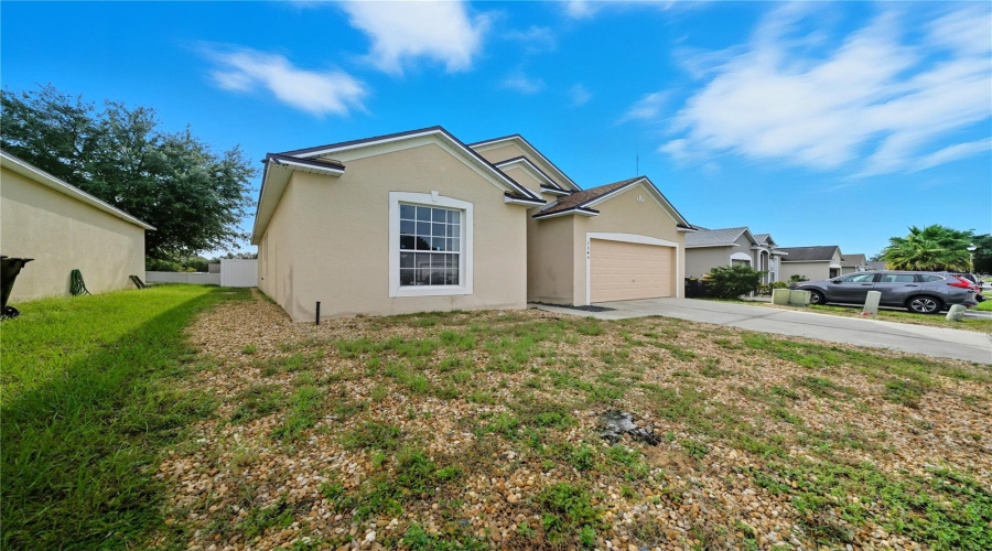 DAVENPORT, Florida 33837, 3 Bedrooms Bedrooms, ,2 BathroomsBathrooms,Residential,For Sale,KNOLLWOOD,0,MFRO6345244