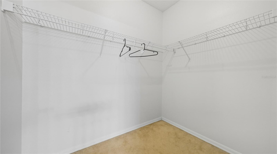 DAVENPORT, Florida 33837, 3 Bedrooms Bedrooms, ,2 BathroomsBathrooms,Residential,For Sale,KNOLLWOOD,0,MFRO6345244