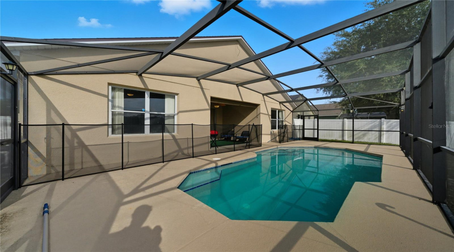DAVENPORT, Florida 33837, 3 Bedrooms Bedrooms, ,2 BathroomsBathrooms,Residential,For Sale,KNOLLWOOD,0,MFRO6345244