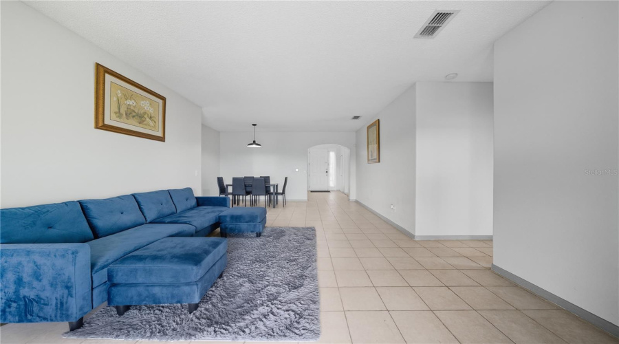 DAVENPORT, Florida 33837, 3 Bedrooms Bedrooms, ,2 BathroomsBathrooms,Residential,For Sale,KNOLLWOOD,0,MFRO6345244