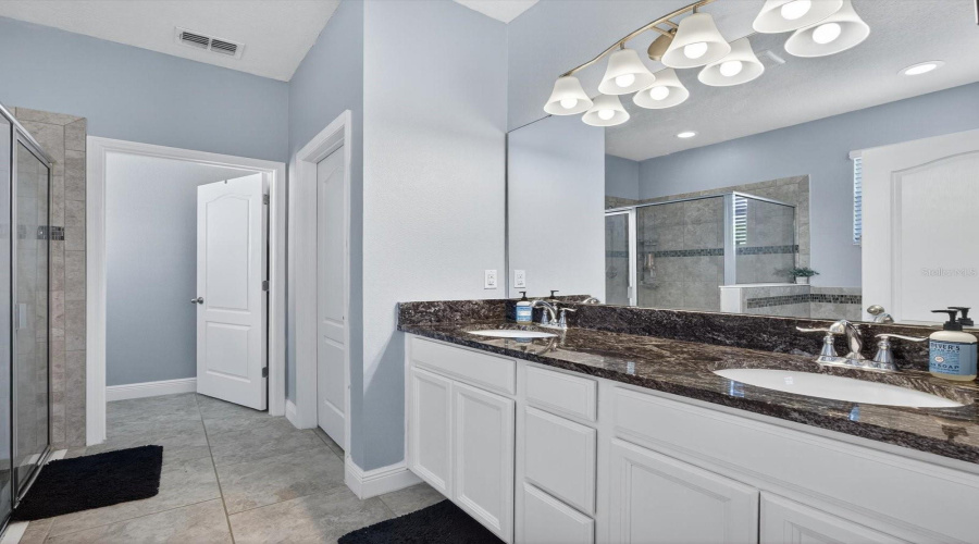 DAVENPORT, Florida 33837, 3 Bedrooms Bedrooms, ,2 BathroomsBathrooms,Residential,For Sale,WHIRLAWAY,0,MFRO6344963