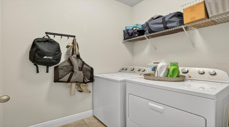 DAVENPORT, Florida 33837, 3 Bedrooms Bedrooms, ,2 BathroomsBathrooms,Residential,For Sale,WHIRLAWAY,0,MFRO6344963