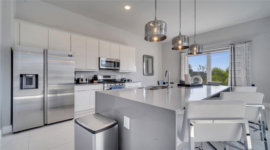 REUNION, Florida 34747, 4 Bedrooms Bedrooms, ,3 BathroomsBathrooms,Residential,For Sale,SANDY RIDGE,0,MFRS5112608