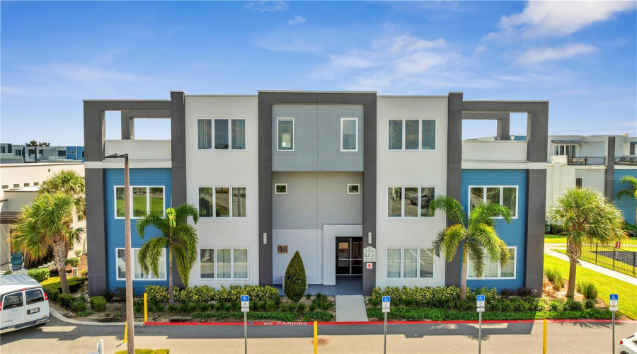 REUNION, Florida 34747, 4 Bedrooms Bedrooms, ,3 BathroomsBathrooms,Residential,For Sale,SANDY RIDGE,0,MFRS5112608