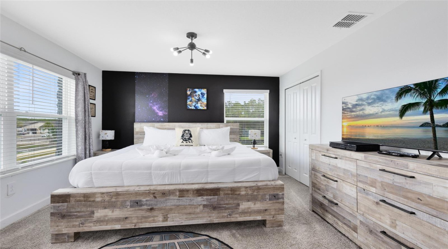 KISSIMMEE, Florida 34746, 5 Bedrooms Bedrooms, ,4 BathroomsBathrooms,Residential,For Sale,READING,0,MFRO6343744
