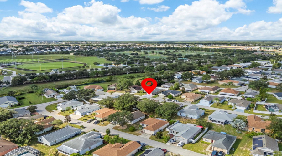 DAVENPORT, Florida 33897, 3 Bedrooms Bedrooms, ,2 BathroomsBathrooms,Residential,For Sale,US HIGHWAY 27,0,MFRO6342030