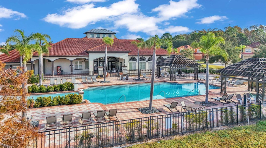 Resort style pool at clubhouse.