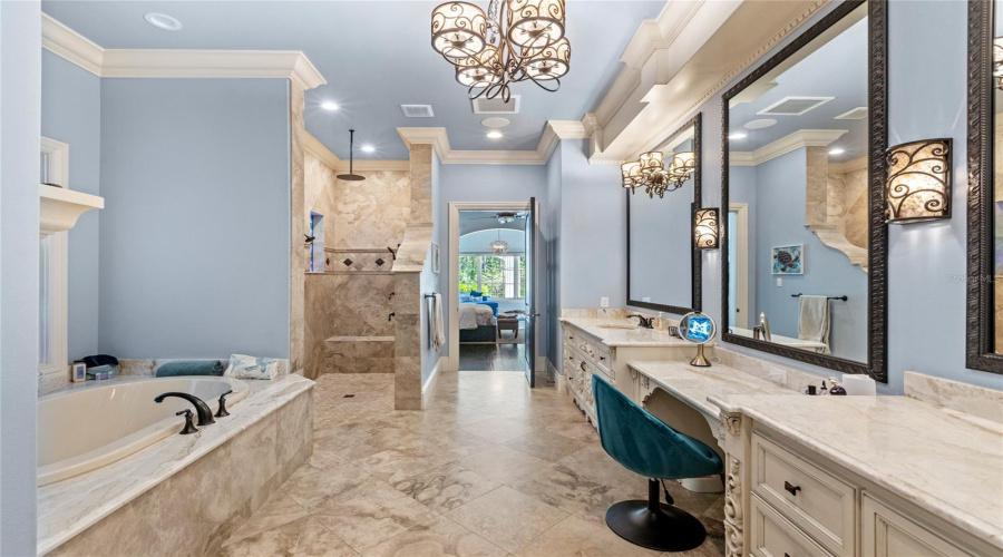 GOLDEN OAK, Florida 32836, 7 Bedrooms Bedrooms, ,7 BathroomsBathrooms,Residential,For Sale,ENCHANTED OAK,0,MFRO6344365