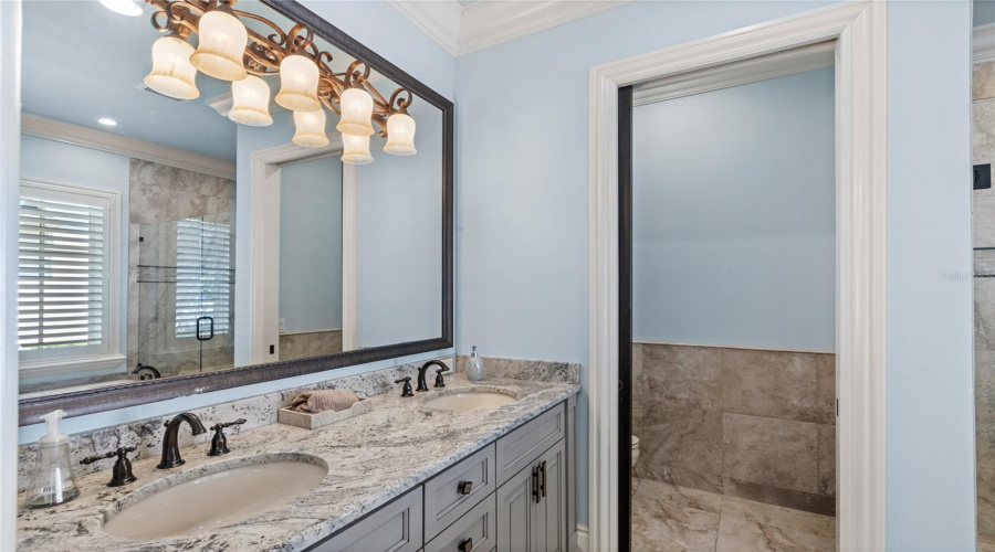 GOLDEN OAK, Florida 32836, 7 Bedrooms Bedrooms, ,7 BathroomsBathrooms,Residential,For Sale,ENCHANTED OAK,0,MFRO6344365