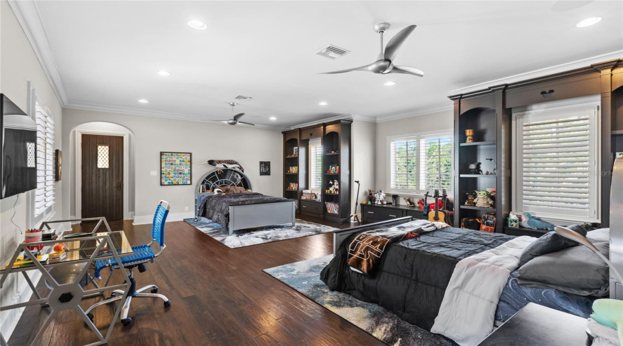 GOLDEN OAK, Florida 32836, 7 Bedrooms Bedrooms, ,7 BathroomsBathrooms,Residential,For Sale,ENCHANTED OAK,0,MFRO6344365