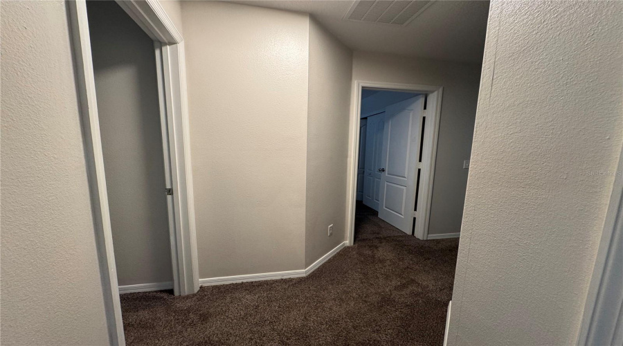 DAVENPORT, Florida 33896, 4 Bedrooms Bedrooms, ,3 BathroomsBathrooms,Residential,For Sale,EARLMONT,0,MFRS5134458