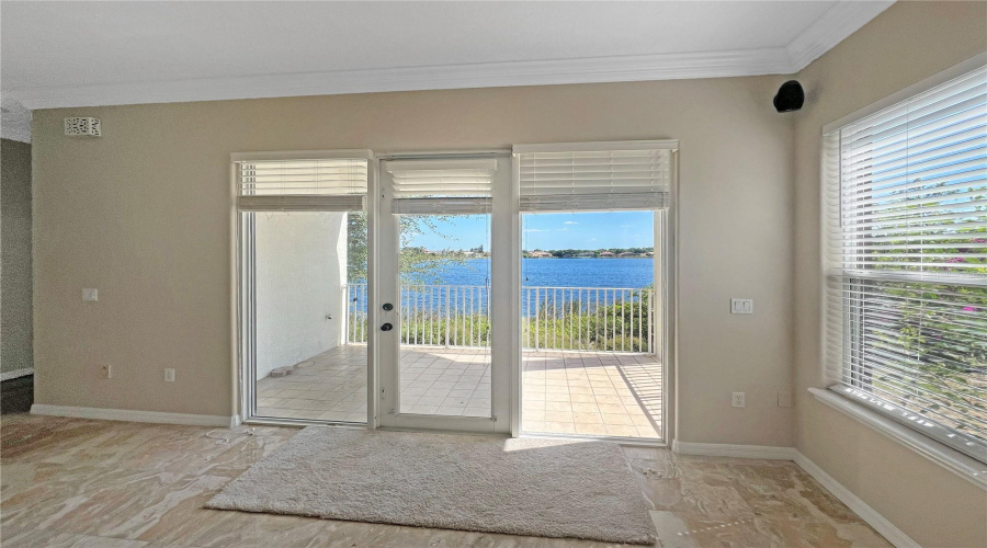 ORLANDO, Florida 32836, 3 Bedrooms Bedrooms, ,2 BathroomsBathrooms,Residential,For Sale,TIVOLI,0,MFRO6301482