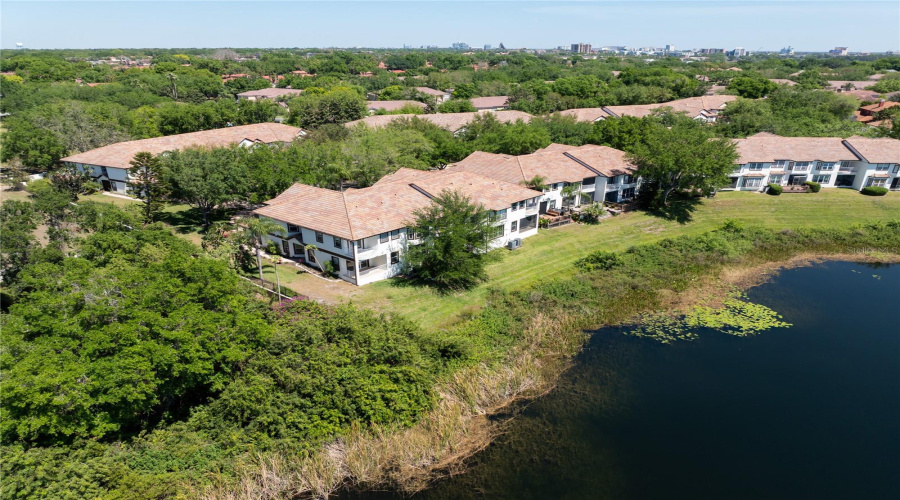 ORLANDO, Florida 32836, 3 Bedrooms Bedrooms, ,2 BathroomsBathrooms,Residential,For Sale,TIVOLI,0,MFRO6301482
