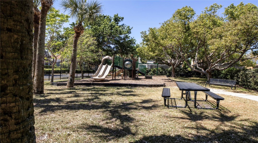 ORLANDO, Florida 32836, 3 Bedrooms Bedrooms, ,2 BathroomsBathrooms,Residential,For Sale,TIVOLI,0,MFRO6301482