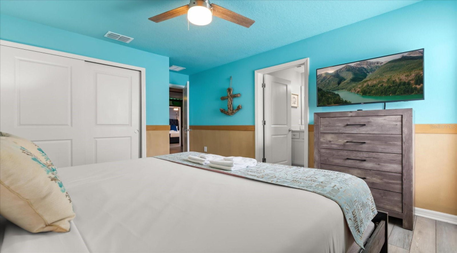 DAVENPORT, Florida 33897, 10 Bedrooms Bedrooms, ,8 BathroomsBathrooms,Residential,For Sale,LELANI,0,MFRS5134426