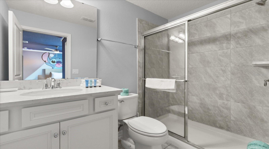 DAVENPORT, Florida 33897, 10 Bedrooms Bedrooms, ,8 BathroomsBathrooms,Residential,For Sale,LELANI,0,MFRS5134426
