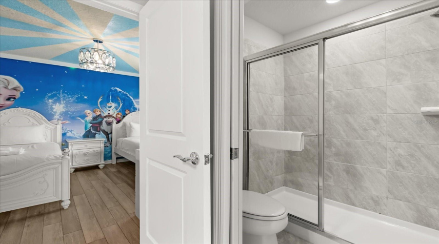 DAVENPORT, Florida 33897, 10 Bedrooms Bedrooms, ,8 BathroomsBathrooms,Residential,For Sale,LELANI,0,MFRS5134426