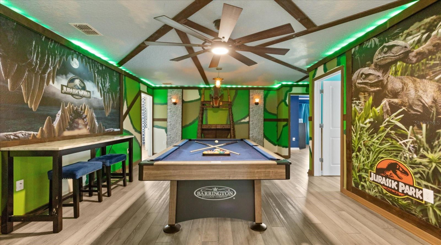 DAVENPORT, Florida 33897, 10 Bedrooms Bedrooms, ,8 BathroomsBathrooms,Residential,For Sale,LELANI,0,MFRS5134426