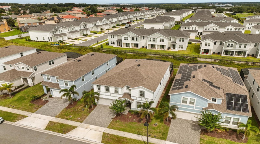 DAVENPORT, Florida 33897, 10 Bedrooms Bedrooms, ,8 BathroomsBathrooms,Residential,For Sale,LELANI,0,MFRS5134426