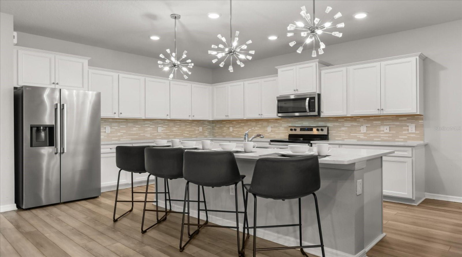 DAVENPORT, Florida 33897, 10 Bedrooms Bedrooms, ,8 BathroomsBathrooms,Residential,For Sale,LELANI,0,MFRS5134426