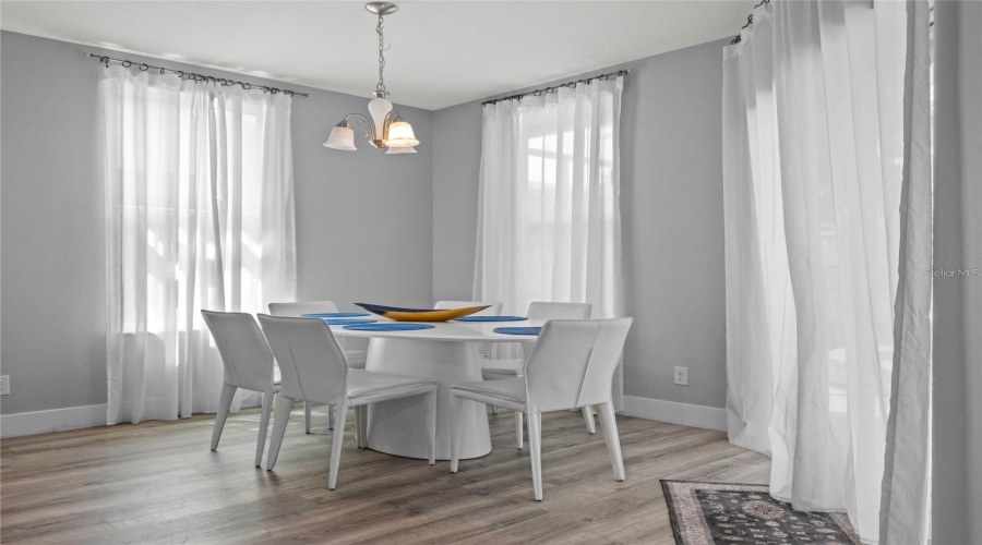 DAVENPORT, Florida 33896, 4 Bedrooms Bedrooms, ,3 BathroomsBathrooms,Residential,For Sale,YORKSHIRE,0,MFRG5102313