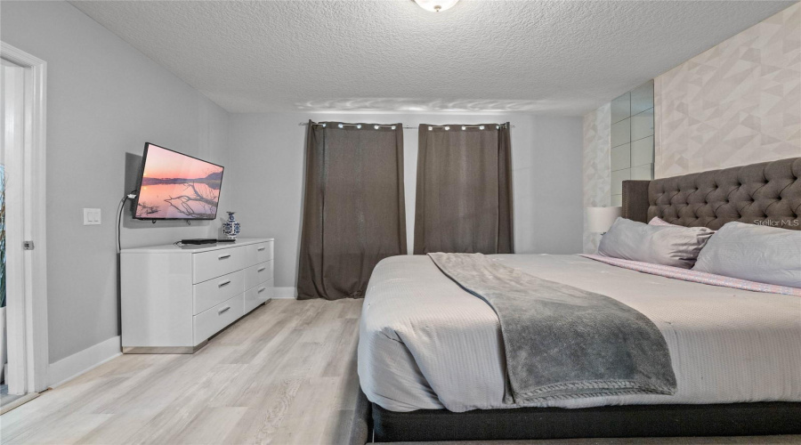 DAVENPORT, Florida 33896, 4 Bedrooms Bedrooms, ,3 BathroomsBathrooms,Residential,For Sale,YORKSHIRE,0,MFRG5102313