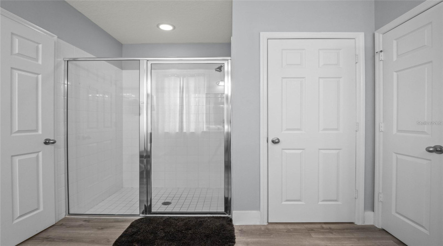 DAVENPORT, Florida 33896, 4 Bedrooms Bedrooms, ,3 BathroomsBathrooms,Residential,For Sale,YORKSHIRE,0,MFRG5102313