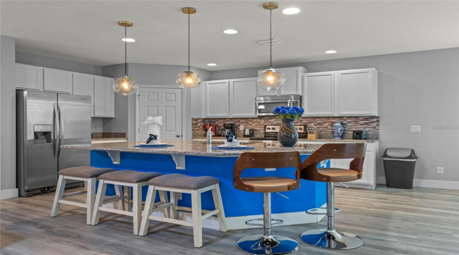 DAVENPORT, Florida 33896, 4 Bedrooms Bedrooms, ,3 BathroomsBathrooms,Residential,For Sale,YORKSHIRE,0,MFRG5102313