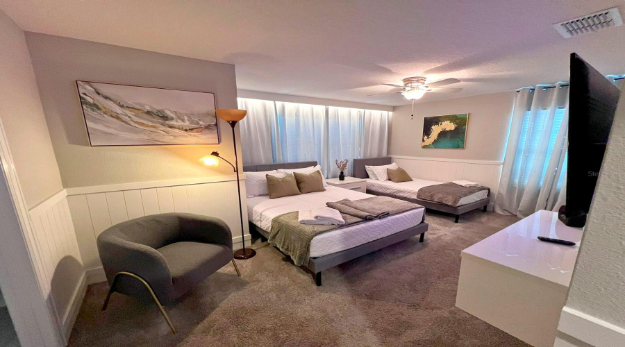 KISSIMMEE, Florida 34746, 5 Bedrooms Bedrooms, ,4 BathroomsBathrooms,Residential,For Sale,WINDERMERE,0,MFRO6345839