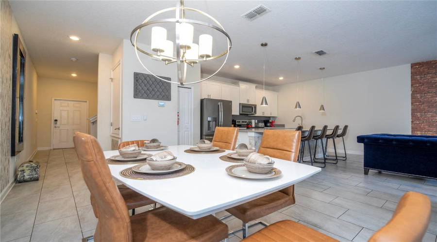 KISSIMMEE, Florida 34746, 4 Bedrooms Bedrooms, ,3 BathroomsBathrooms,Residential,For Sale,ROMEO,0,MFRO6345841