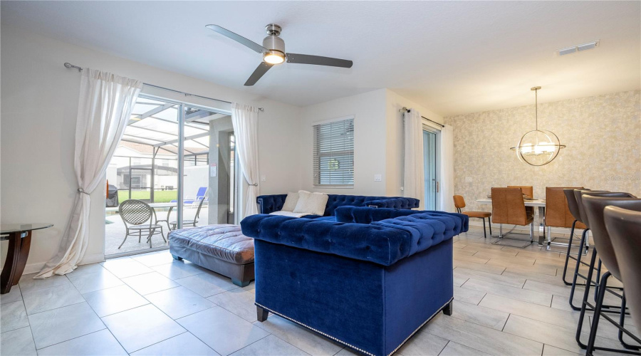 KISSIMMEE, Florida 34746, 4 Bedrooms Bedrooms, ,3 BathroomsBathrooms,Residential,For Sale,ROMEO,0,MFRO6345841