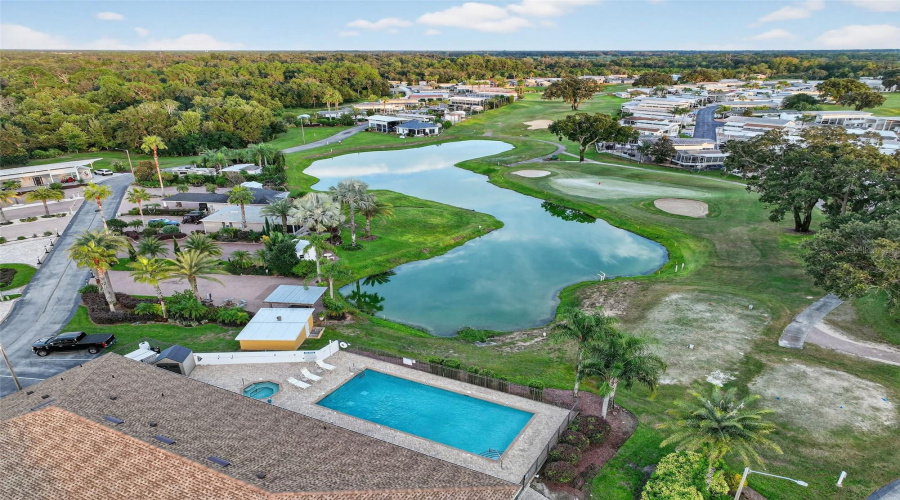 Clubhouse: Active community clubhouse with year-round activities and gatherings.