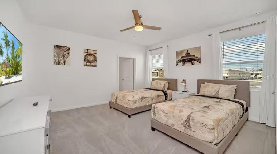 KISSIMMEE, Florida 34746, 15 Bedrooms Bedrooms, ,15 BathroomsBathrooms,Residential,For Sale,SHANTI,0,MFRO6346055