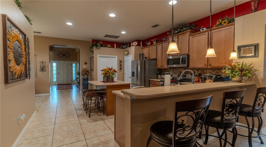 KISSIMMEE, Florida 34746, 3 Bedrooms Bedrooms, ,2 BathroomsBathrooms,Residential,For Sale,QUEENSTOWN,0,MFRP4936307
