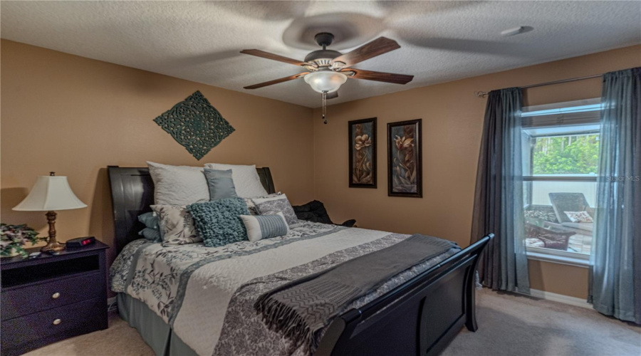 KISSIMMEE, Florida 34746, 3 Bedrooms Bedrooms, ,2 BathroomsBathrooms,Residential,For Sale,QUEENSTOWN,0,MFRP4936307