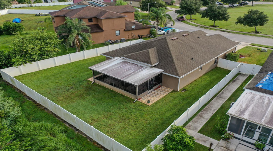 KISSIMMEE, Florida 34746, 3 Bedrooms Bedrooms, ,2 BathroomsBathrooms,Residential,For Sale,QUEENSTOWN,0,MFRP4936307