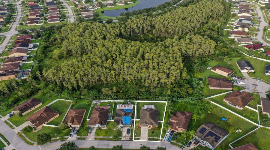 KISSIMMEE, Florida 34746, 3 Bedrooms Bedrooms, ,2 BathroomsBathrooms,Residential,For Sale,QUEENSTOWN,0,MFRP4936307