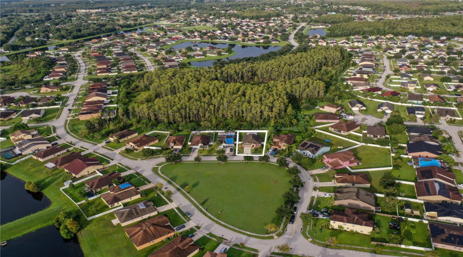 KISSIMMEE, Florida 34746, 3 Bedrooms Bedrooms, ,2 BathroomsBathrooms,Residential,For Sale,QUEENSTOWN,0,MFRP4936307