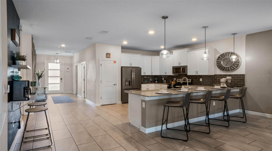 DAVENPORT, Florida 33896, 8 Bedrooms Bedrooms, ,5 BathroomsBathrooms,Residential,For Sale,CRUDEN BAY,0,MFRO6286563