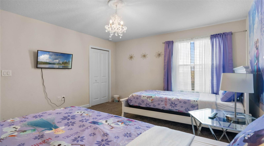 DAVENPORT, Florida 33896, 8 Bedrooms Bedrooms, ,5 BathroomsBathrooms,Residential,For Sale,CRUDEN BAY,0,MFRO6286563