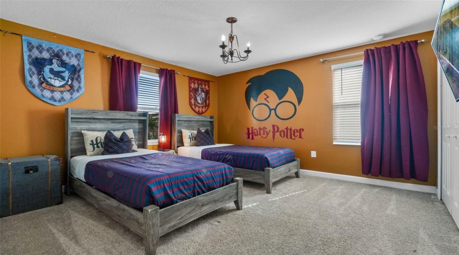 DAVENPORT, Florida 33896, 8 Bedrooms Bedrooms, ,5 BathroomsBathrooms,Residential,For Sale,CRUDEN BAY,0,MFRO6286563