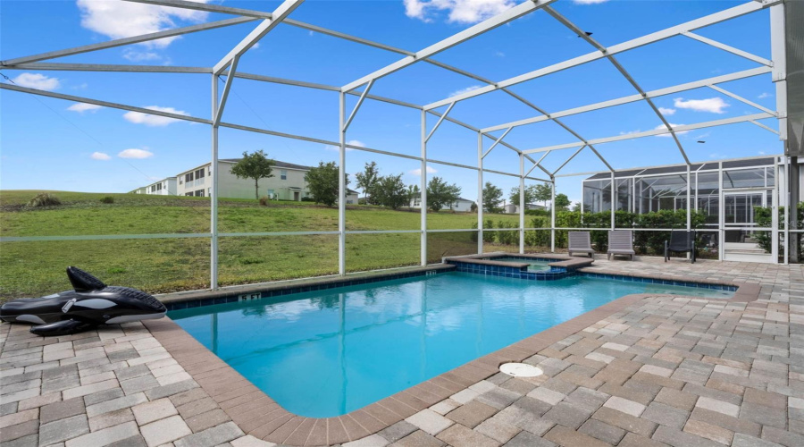 DAVENPORT, Florida 33896, 8 Bedrooms Bedrooms, ,5 BathroomsBathrooms,Residential,For Sale,CRUDEN BAY,0,MFRO6286563
