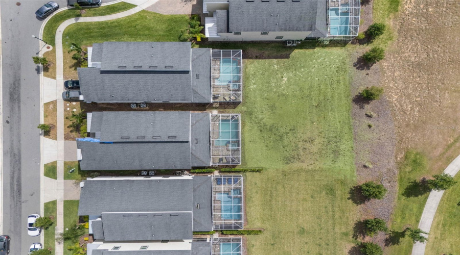 DAVENPORT, Florida 33896, 8 Bedrooms Bedrooms, ,5 BathroomsBathrooms,Residential,For Sale,CRUDEN BAY,0,MFRO6286563