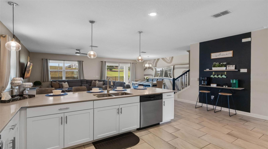 DAVENPORT, Florida 33896, 8 Bedrooms Bedrooms, ,5 BathroomsBathrooms,Residential,For Sale,CRUDEN BAY,0,MFRO6286563