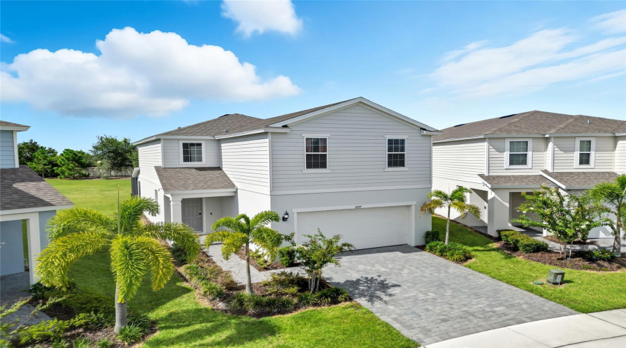 DAVENPORT, Florida 33897, 5 Bedrooms Bedrooms, ,4 BathroomsBathrooms,Residential,For Sale,LILAC,0,MFRO6346178