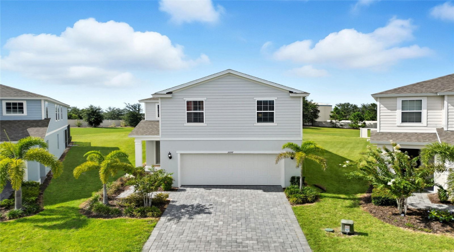 DAVENPORT, Florida 33897, 5 Bedrooms Bedrooms, ,4 BathroomsBathrooms,Residential,For Sale,LILAC,0,MFRO6346178