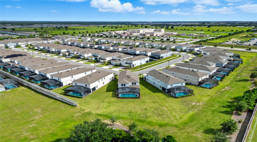 DAVENPORT, Florida 33897, 5 Bedrooms Bedrooms, ,4 BathroomsBathrooms,Residential,For Sale,LILAC,0,MFRO6346178