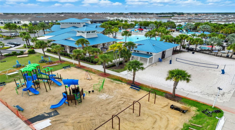 DAVENPORT, Florida 33897, 5 Bedrooms Bedrooms, ,4 BathroomsBathrooms,Residential,For Sale,LILAC,0,MFRO6346178