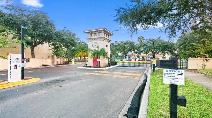 KISSIMMEE, Florida 34746, 4 Bedrooms Bedrooms, ,3 BathroomsBathrooms,Residential,For Sale,CLUB CORTILE,0,MFRO6346040
